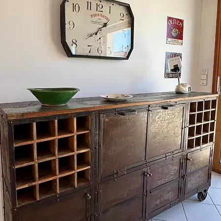 Semesterbostad Jolie Maison A 50 M De La Rivedoux-Plage