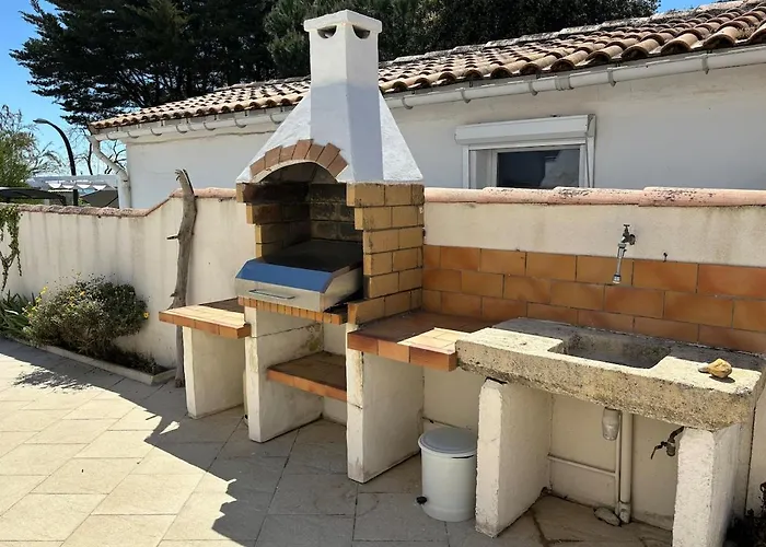 Jolie Maison A 50 M De La 里维多瓦海滩